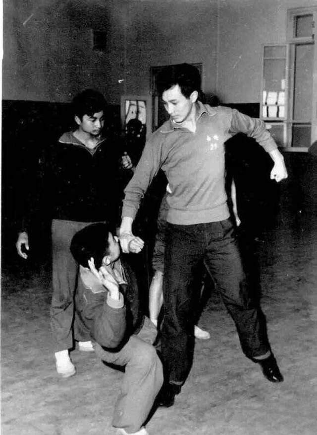 舞剧白毛女分幕,舞剧黑白版白毛女