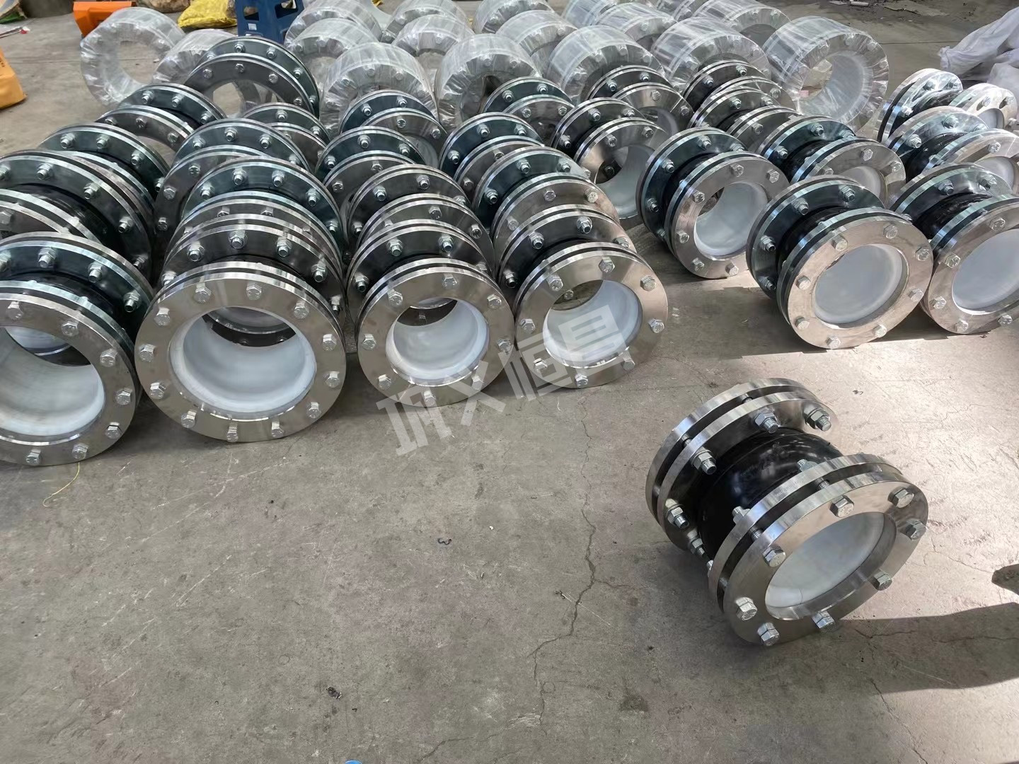 金属软连接参数,法兰式金属软连接