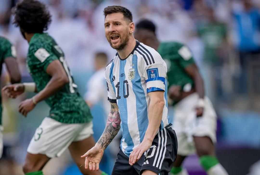 亚洲男足夺冠,亚洲球队崛起