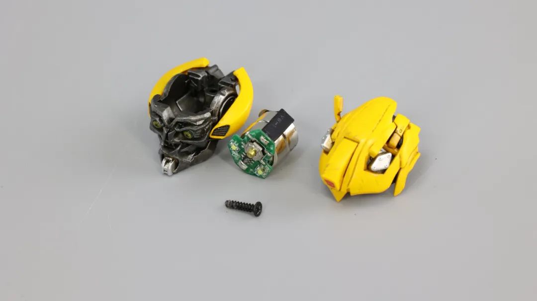 变形金刚5大黄蜂新款,大黄蜂变形金刚5测评