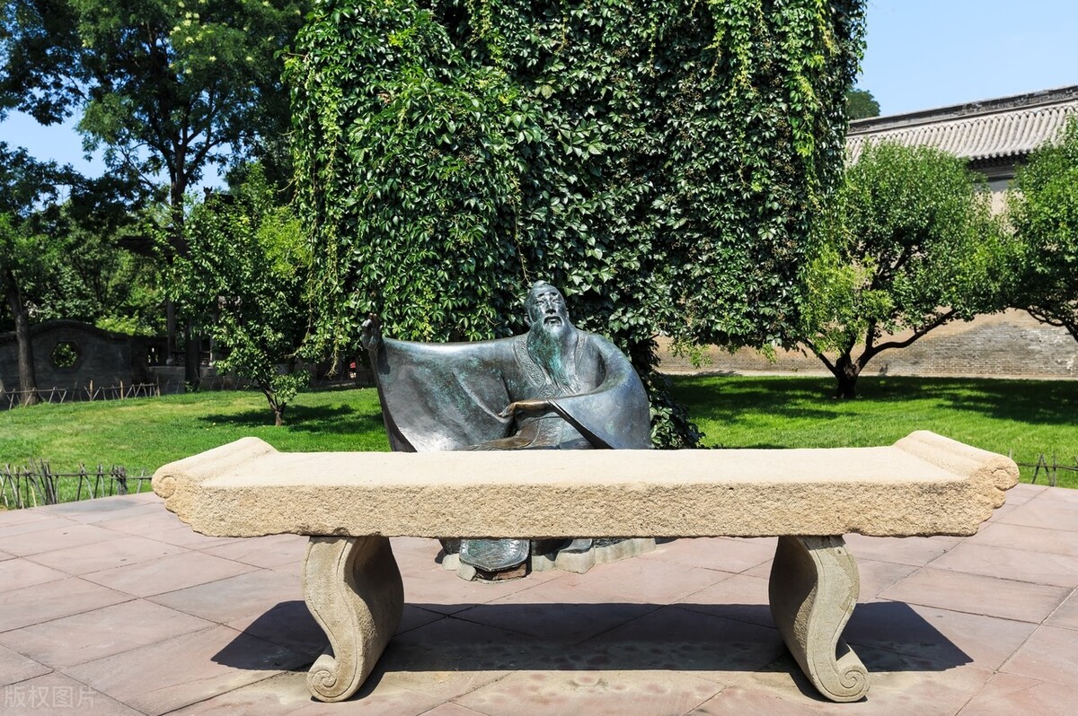 孔子为何被称为万世师表,万世师表孔子读后感小学