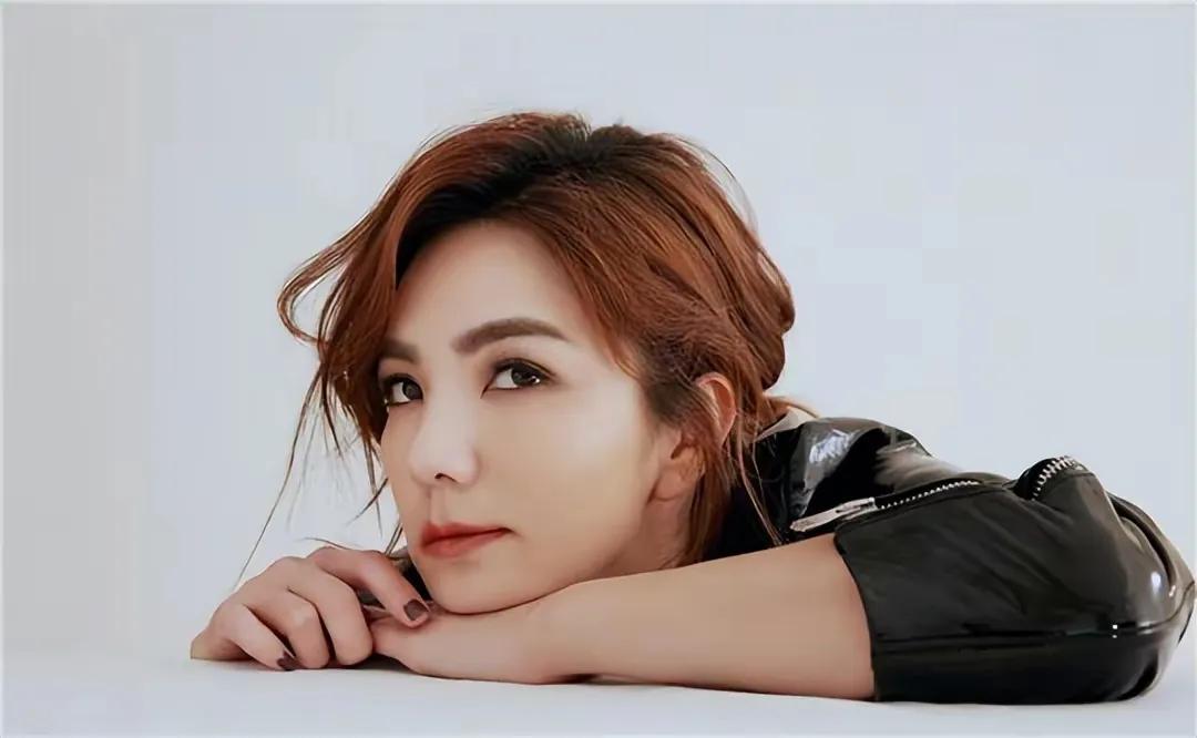 陈嘉桦ella乘风破浪歌曲恋人未满,浪姐陈嘉桦为什么能唱恋人未满