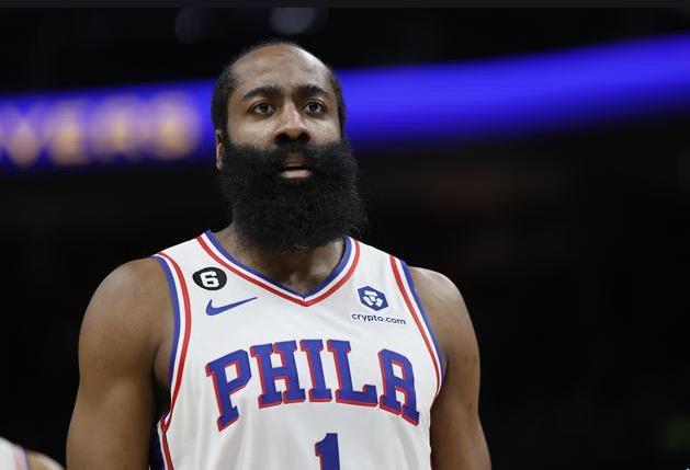 哈登欲回归出战遭76人劝返,哈登拒绝和76人降薪续约原因