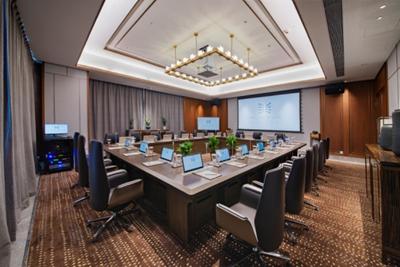 洛阳国宝铂瑞酒店老板,洛阳国宝铂瑞酒店和国宝瑞邑酒店