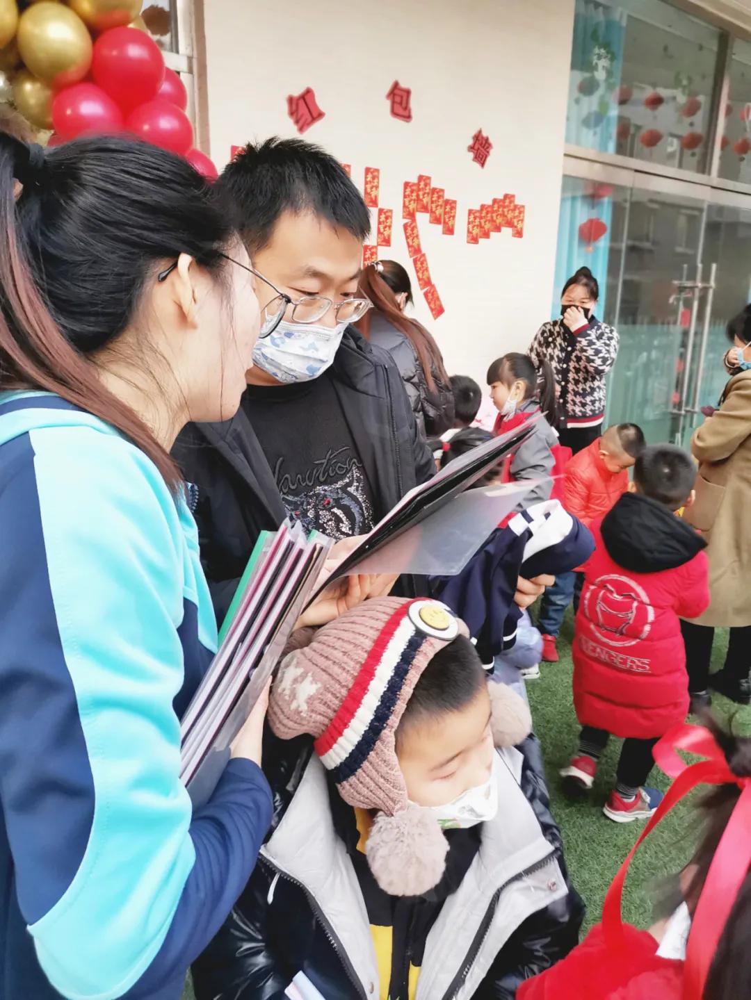 “福娃闹新春,虎年乐淘淘”——未来时光芝澜明仕幼儿园元旦活动