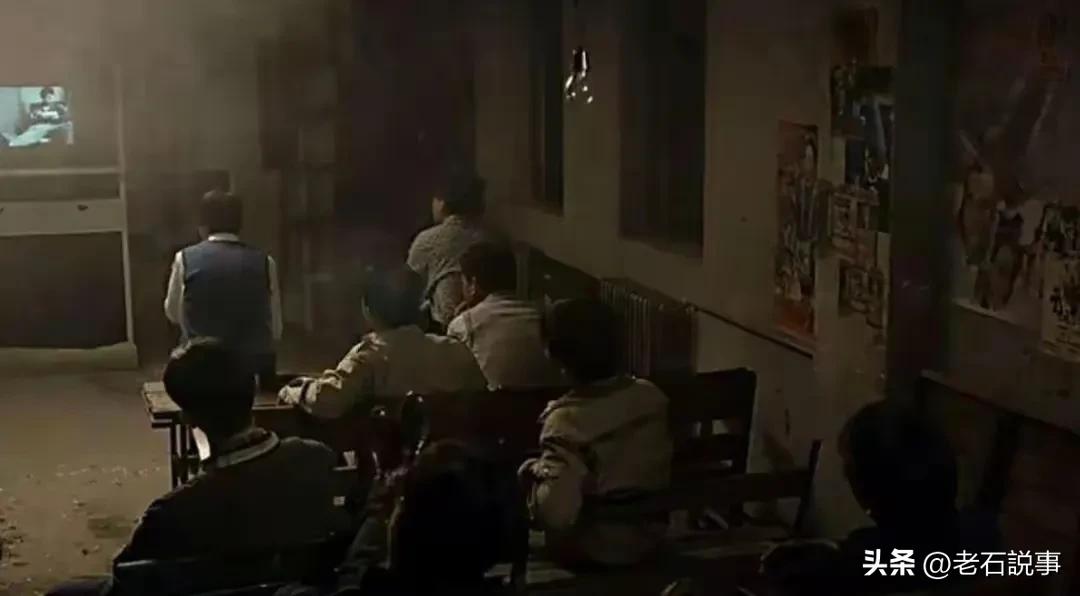 八九十年代专播港台片的录像厅，是那一代人不可磨灭的青春记忆