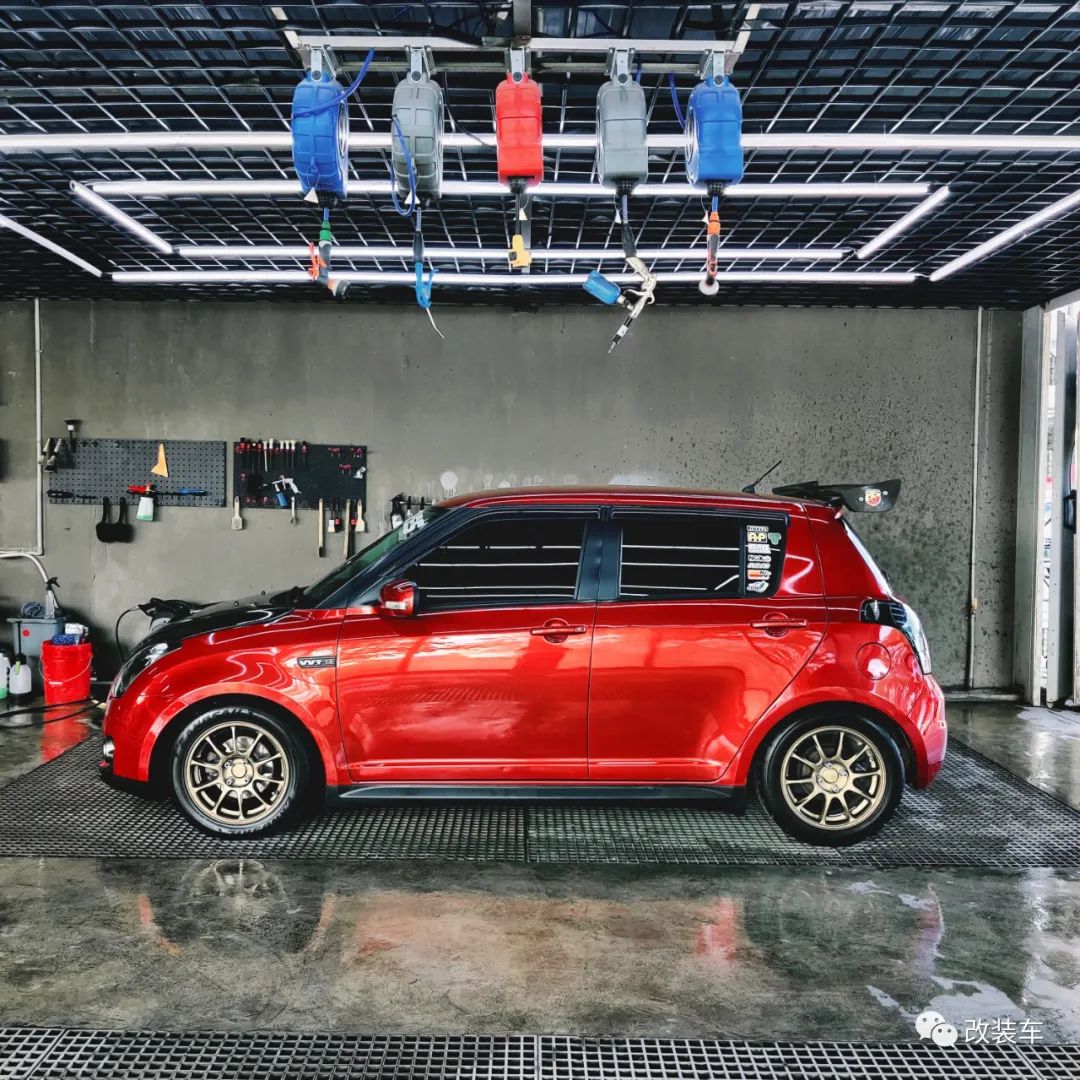 铃木雨燕女士车,铃木雨燕适合女生的车