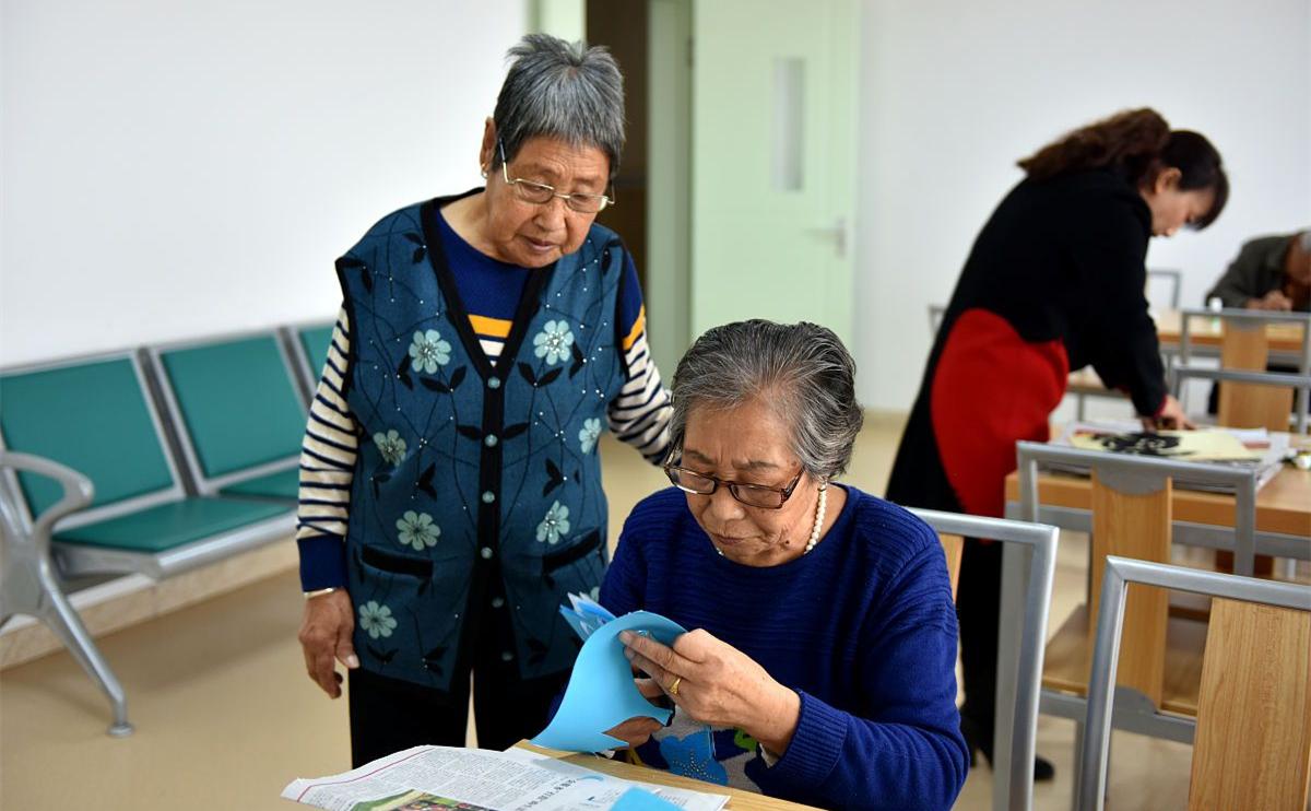29岁女子与70岁男子相亲,46岁女子相亲70岁男子