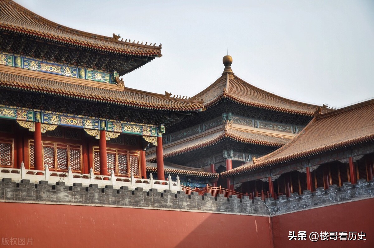 永乐皇帝朱棣在班师途中突然驾崩，大明朝廷该如何操办他的葬礼？