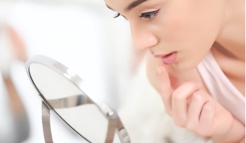 小小六味地黄丸，可调理女性更年期4种常见问题，牢记3点安全使用