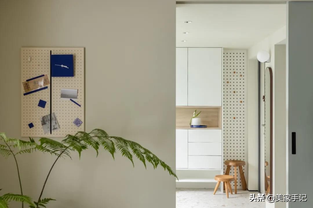 成都164㎡的小屋火了，仅凭一个玄关就圈粉无数，家居氛围太棒了