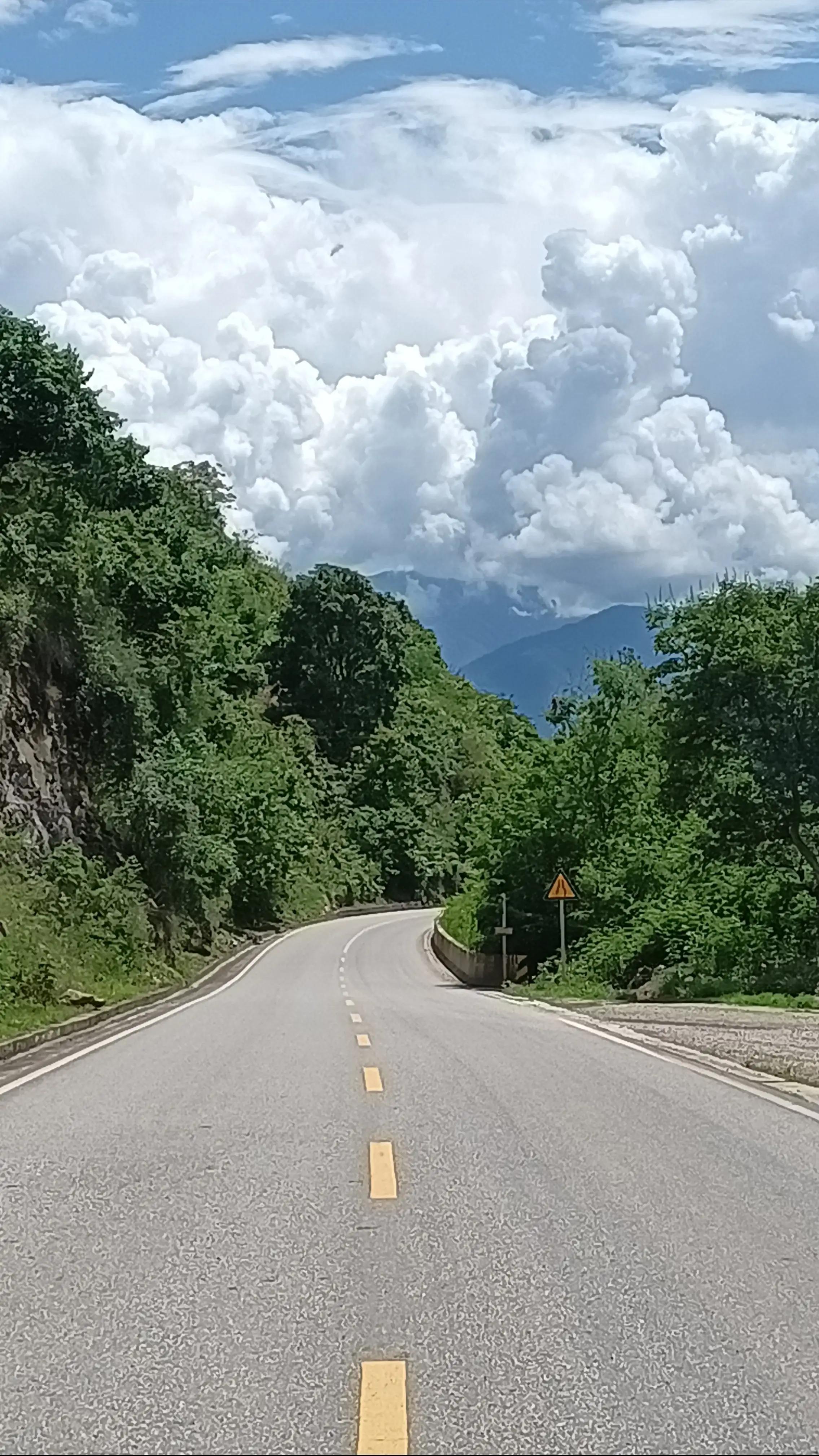 自驾云南温泉旅游攻略,云南弥勒哪里温泉好又便宜