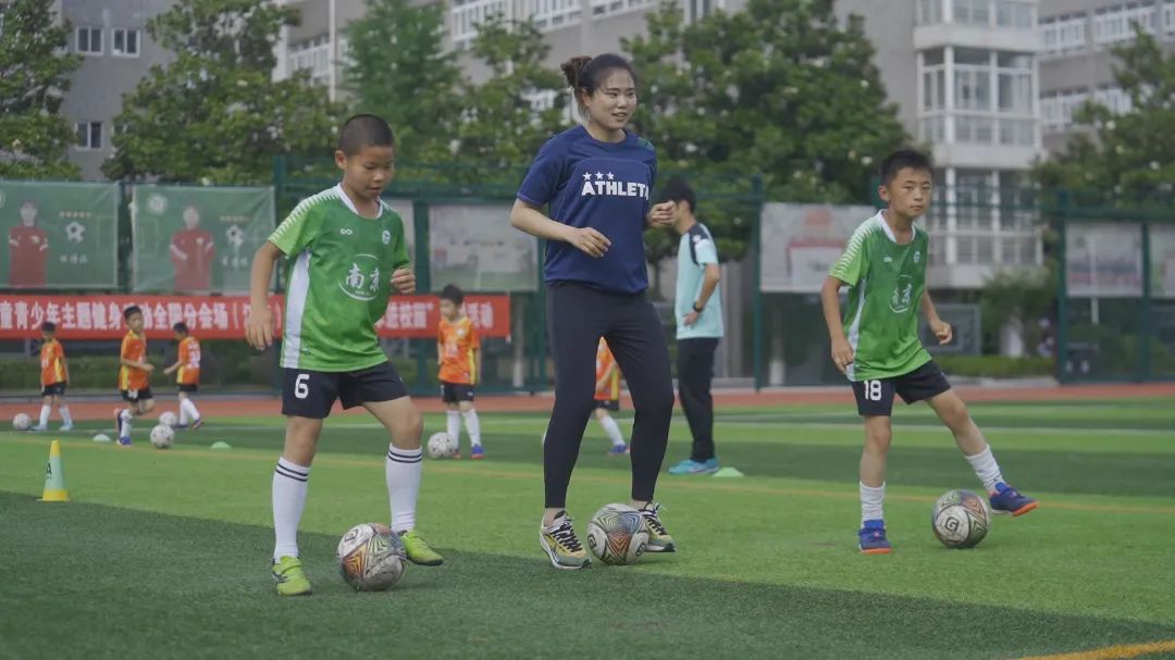 仙林南师附中闪光之处,南师附中仙林小学小学部成长礼