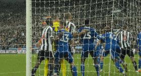 英超第27轮纽卡斯尔1:0力擒曼联,英超第32轮纽卡斯尔