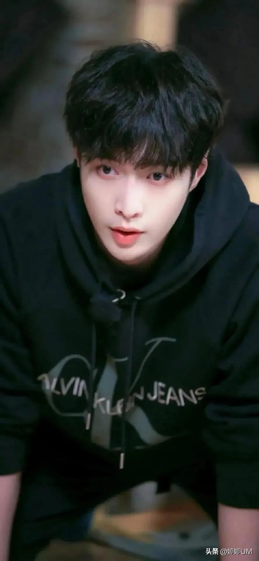 霍雨浩图片超帅高清壁纸,超级惊艳的男明星壁纸