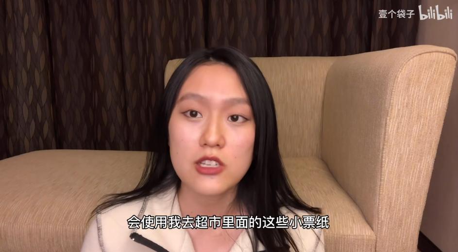 98年女孩过“极简生活”上瘾！5年不用卫生巾，2年不买卫生纸？