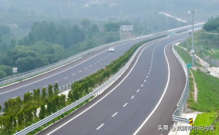 初秋额济纳胡杨林风景,额济纳秋天美景