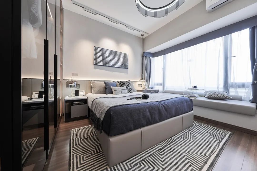 顺德三龙湾保利江景大盘有内部特价97~131㎡三四房一线东平河景