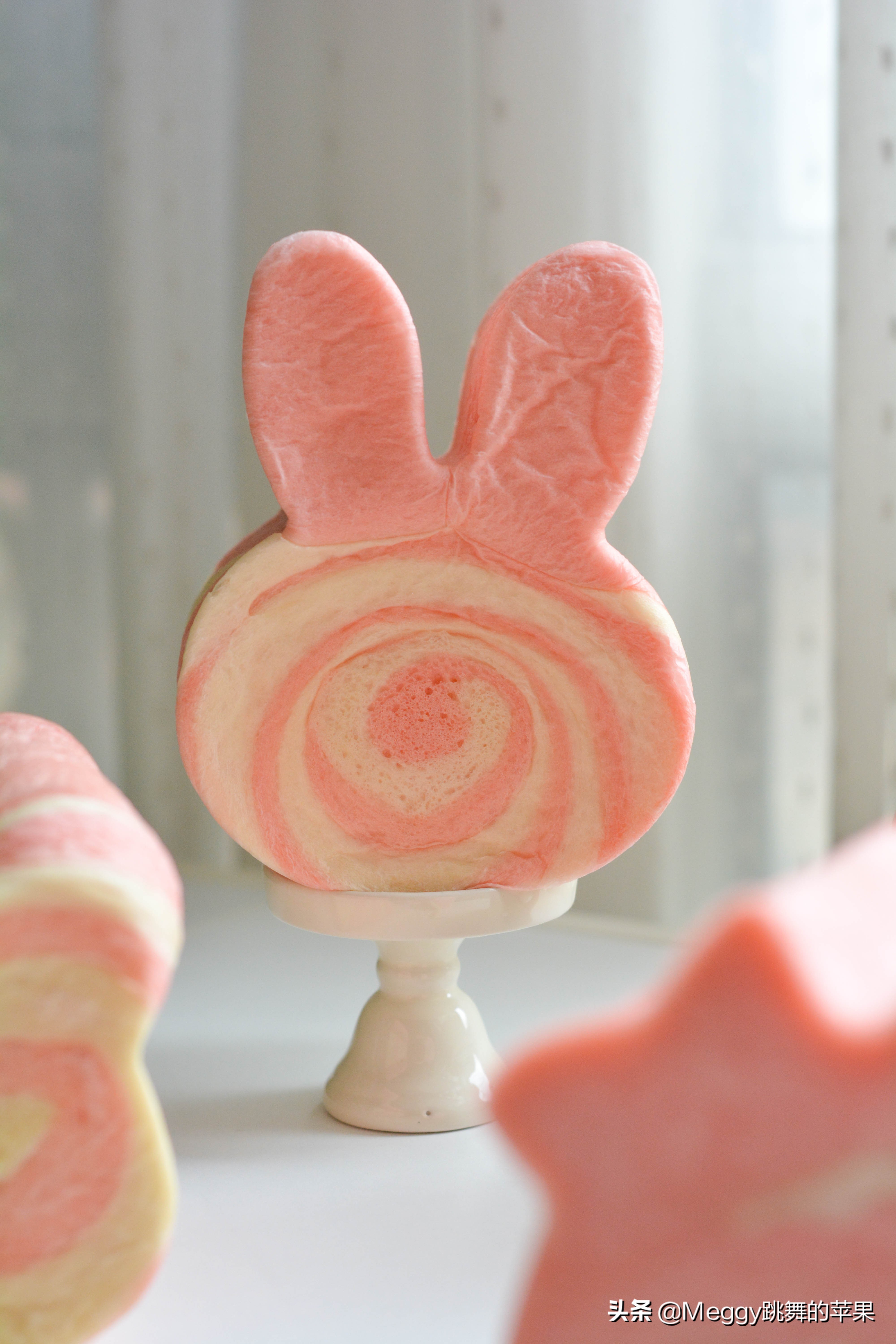 4款有颜有料又好吃的夹心面包,超好吃的紫米夹心炼乳面包推荐