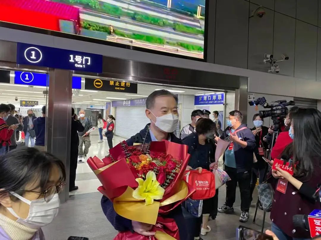 深圳24小时港澳自助办证一体机,深圳如何快速办理香港签注