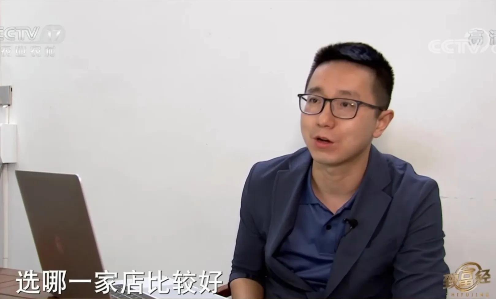 湖南男子承包800亩林地，如今靠椰子火锅鸡，年销售额2200万