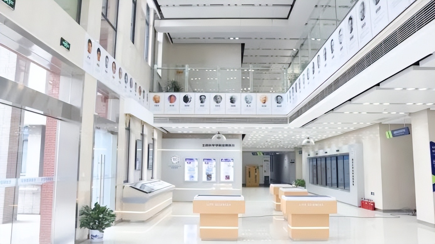 清华大学百年走出29位大师,我国走出最多国务院院士的大学