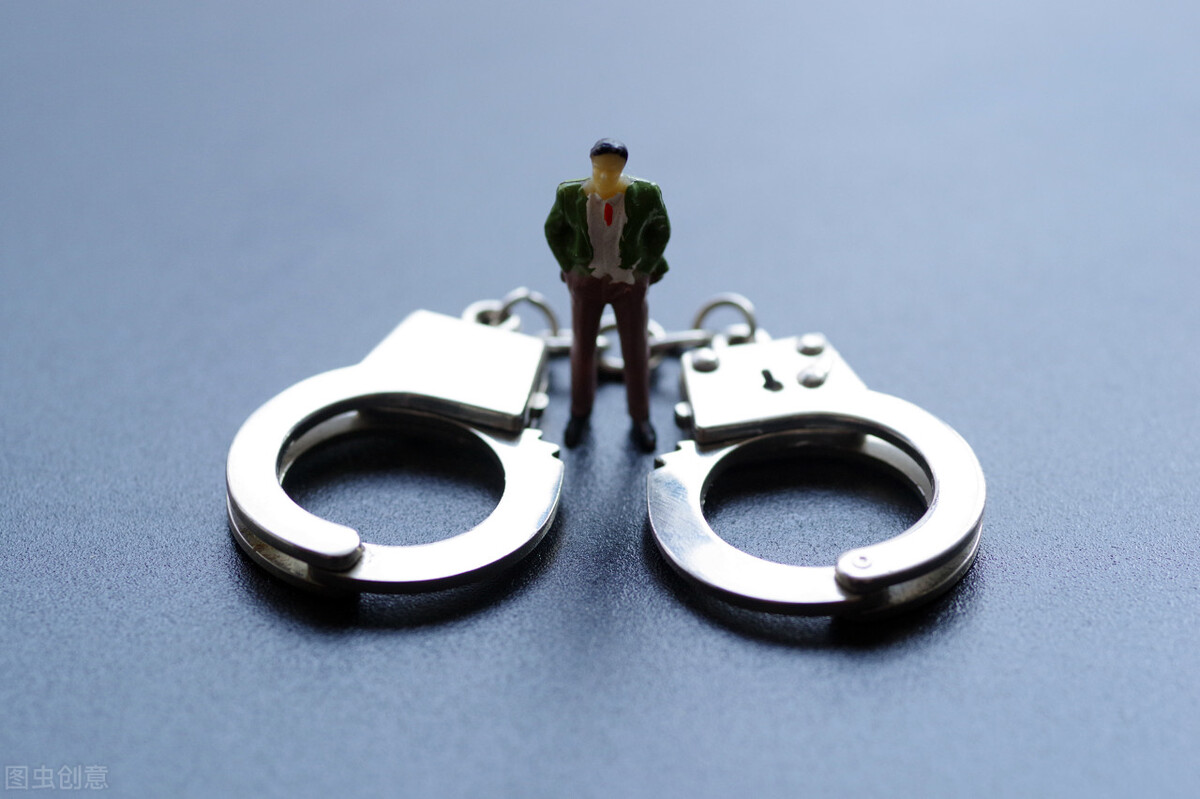 强奸罪不构成可以刑事起诉吗,刑事辩护怎样认定强奸罪