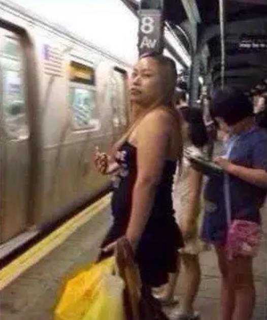 凤姐如今在美国怎么样了,凤姐去美国之后的照片