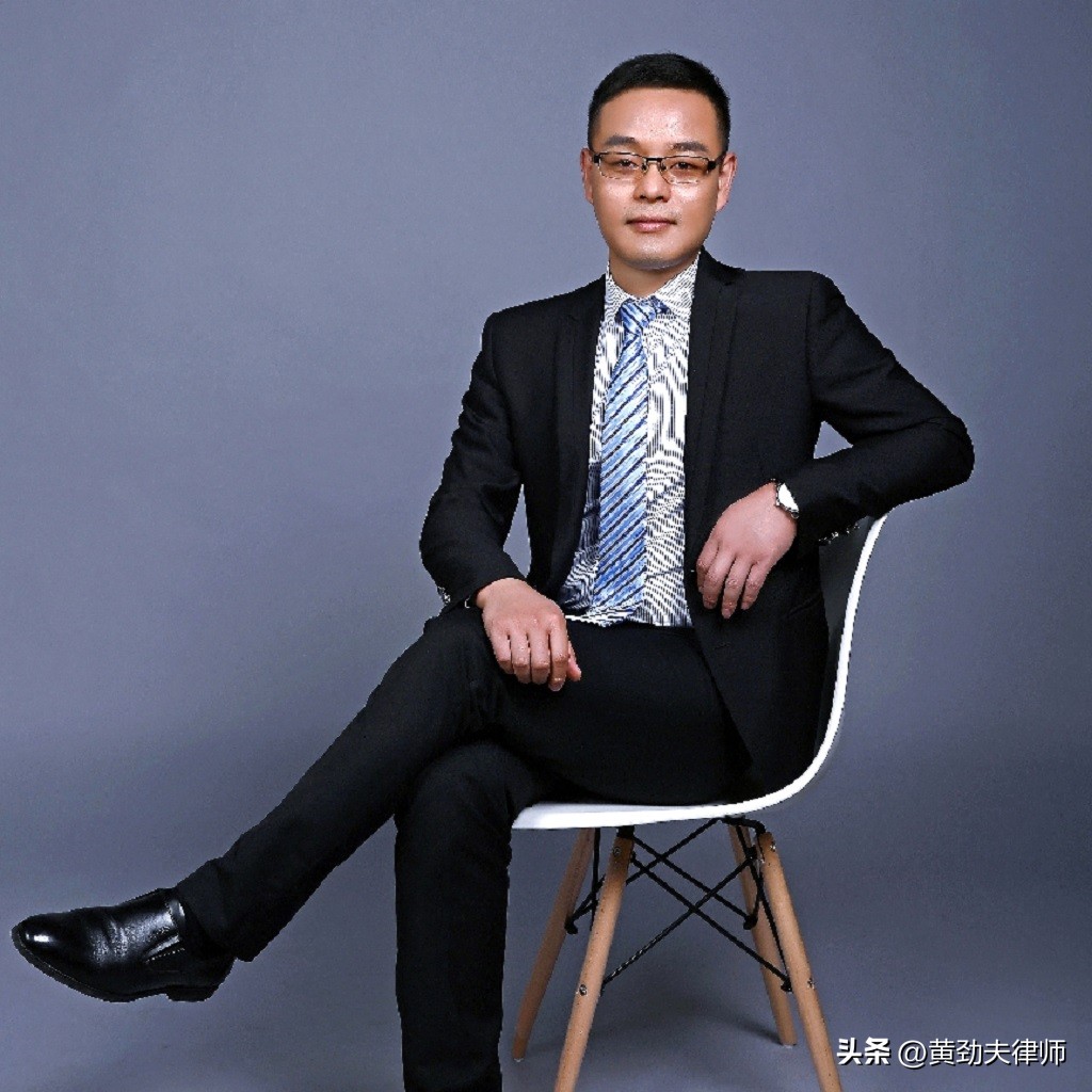 衡山一女游客被撞倒抽搐,衡山游客滑冰游客抽搐