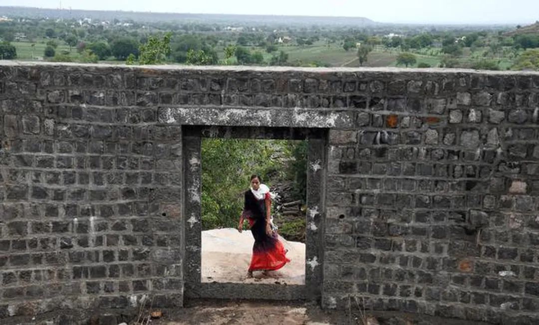 为了一份工作，这个地区六分之一的女性选择了切除子宫……