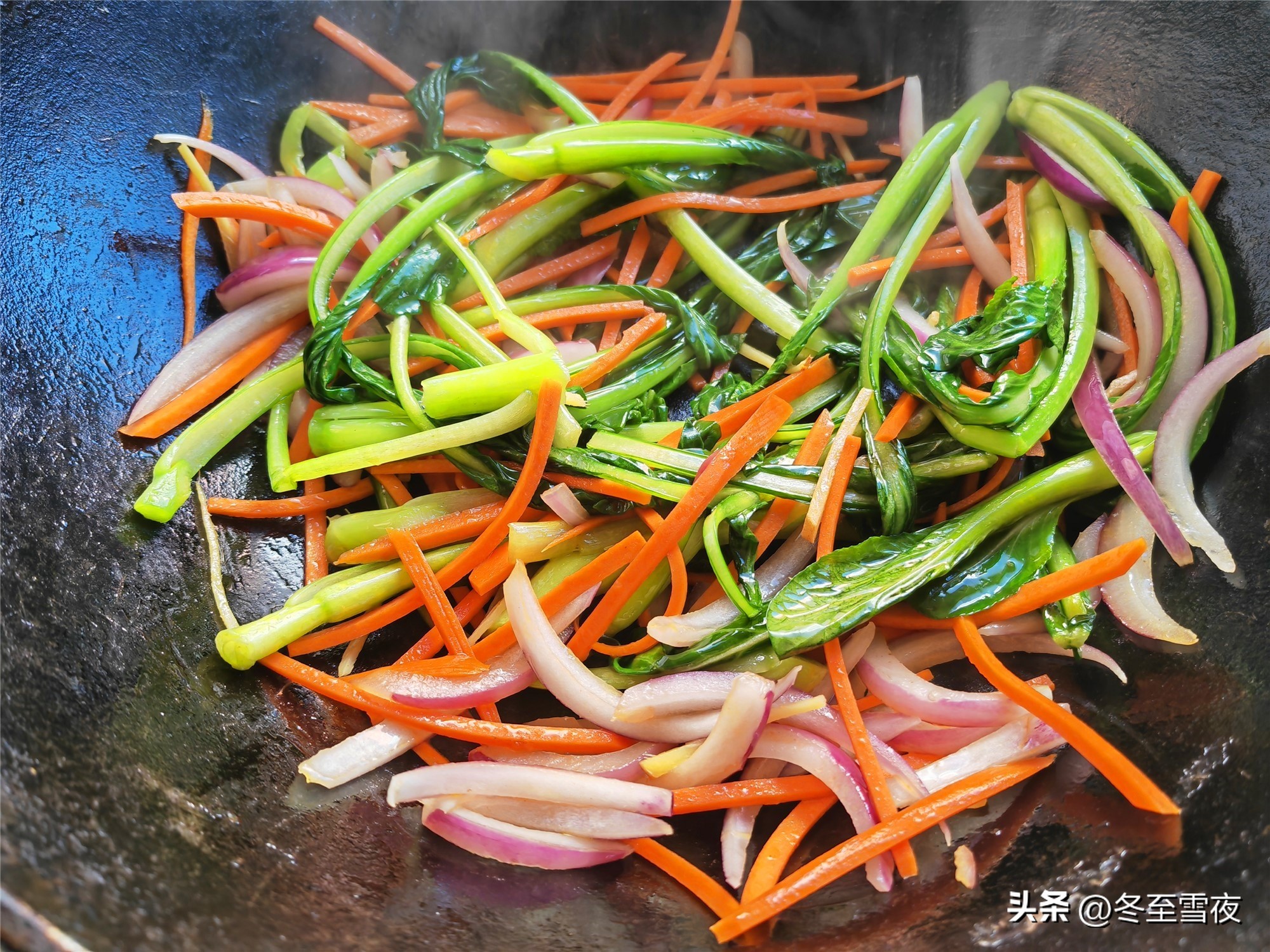 包菜炒面条最好吃的做法简单,番茄酱炒面条最好吃的做法简单