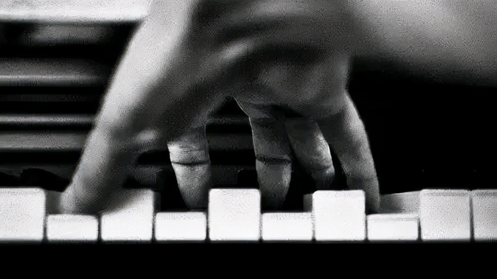 「好文分享」音乐能让我们在逆境中坚韧，也可以让人勇往直前