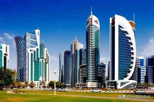 卡塔尔和迪拜哪个国家有钱,迪拜和卡塔尔哪个有钱