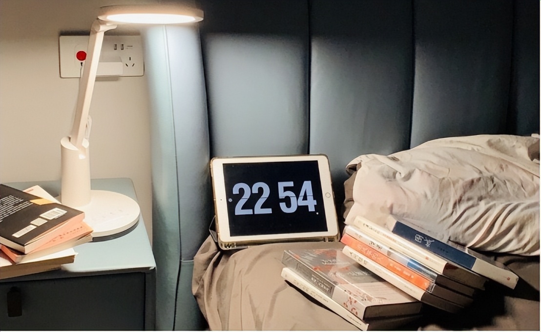 台灯哪种灯护眼好点又实惠,学生护眼台灯哪个品牌的最好