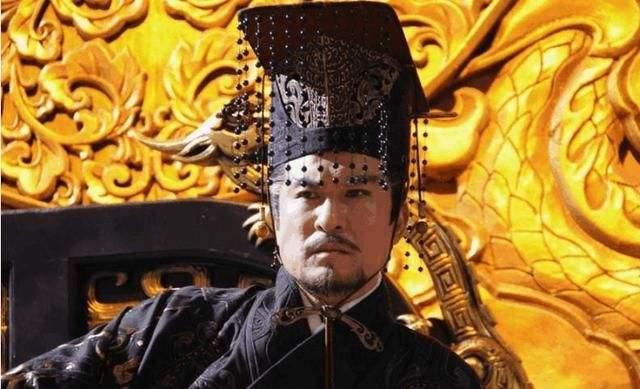 历史第一个皇帝秦始皇嬴政,千古皇帝秦始皇嬴政