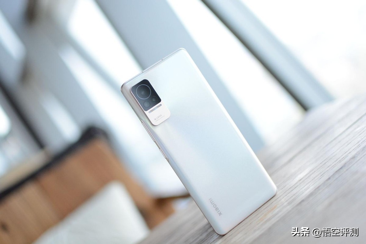 小米civi1s怎么样值得入手吗,小米civi1s现在还值得入手吗