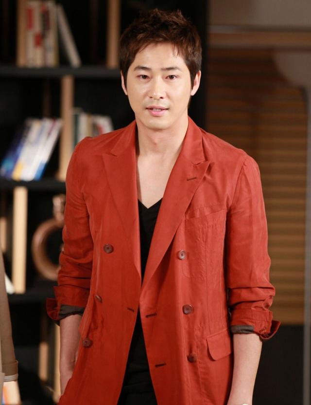 演员姜志奂酒后强奸女职员，被逮捕时称失忆，所拍电视剧紧急下架