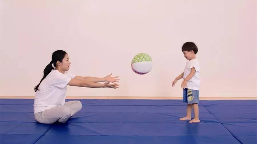 抓住长高黄金期帮助孩子长身高,儿童身高增长4个秘诀