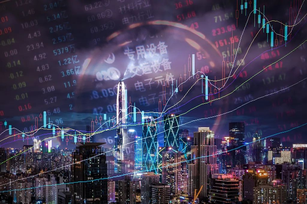 遍布镰刀的世界，一个经济学家如何避免自己成为“韭菜”？