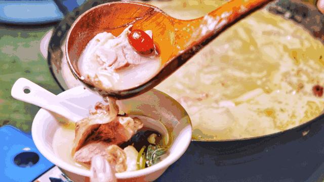 对于淄博烧烤出圈的看法,淄博烧烤现象的启示