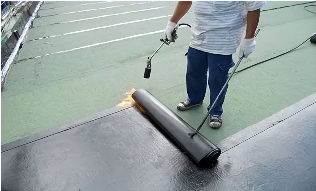 屋顶漏水怎么处理最有效的方法,如何彻底解决屋顶漏水