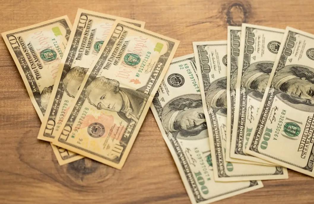 信用卡是最低还款还是分期还款好,信用卡分期还款还是最低还款划算