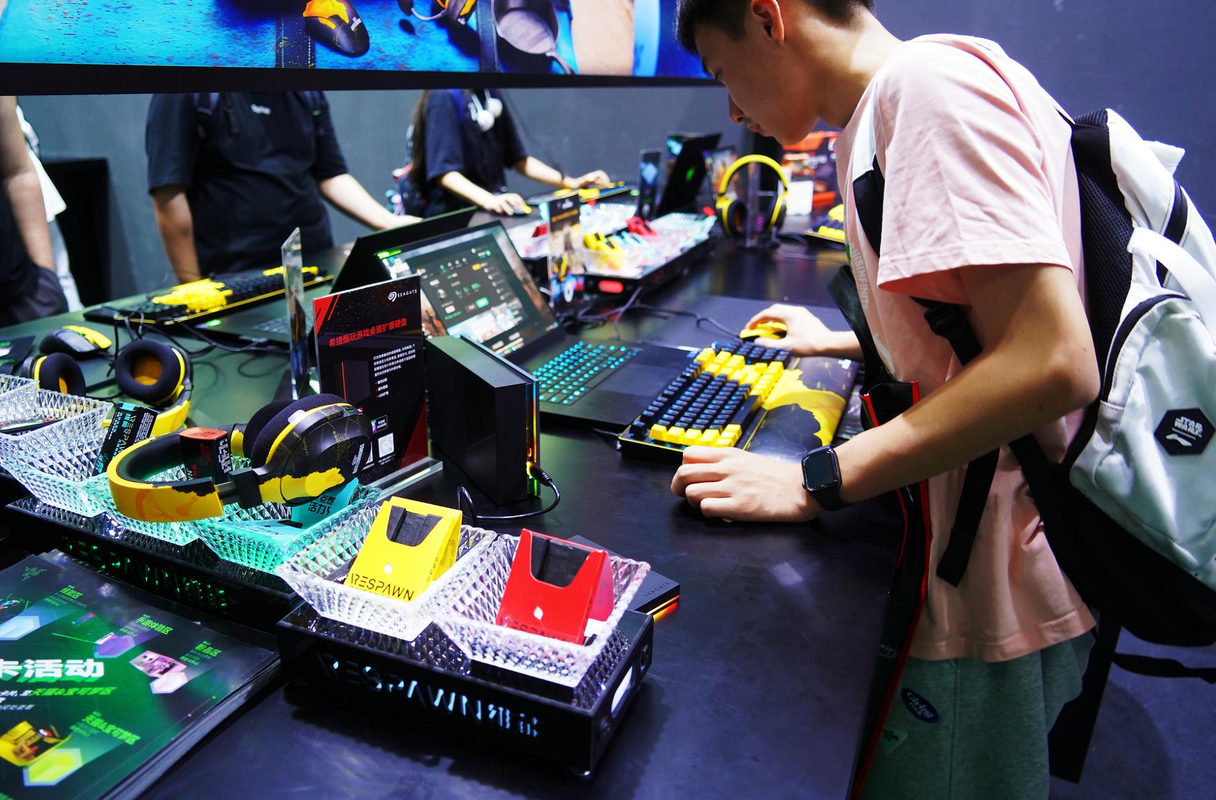 希捷12代750g硬盘,希捷推出新款MACH.2硬盘