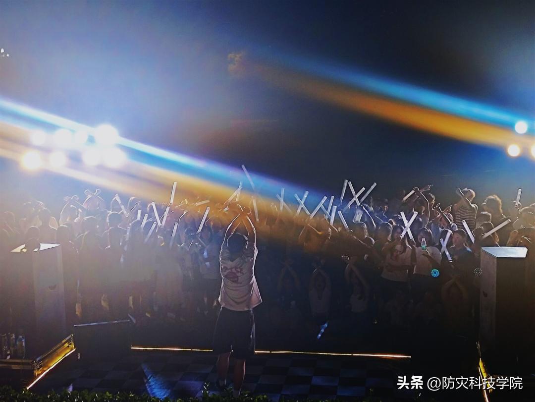 鍙傝闃茬伨鍑忕伨鏁欒偛棣嗙殑鎰熷彈,灏忓鐢熷弬瑙傞槻鐏惧噺鐏炬暀鑲查