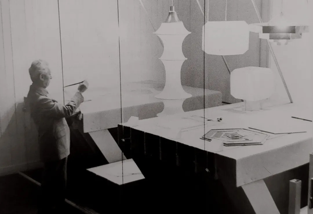 学画画零基础先学什么学画太阳,怎么画最简单的太阳和大树