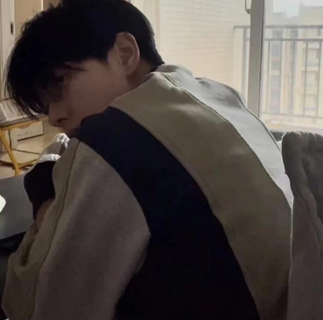 超好看的男生头像,超好看的男生头像漫画