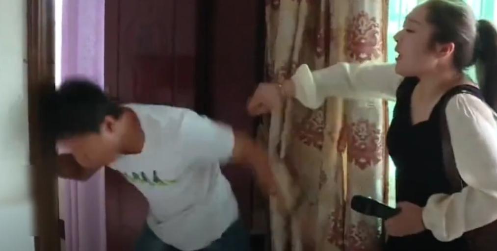 丈夫办公室恋情曝光,老公出轨女子办公室恋情曝光