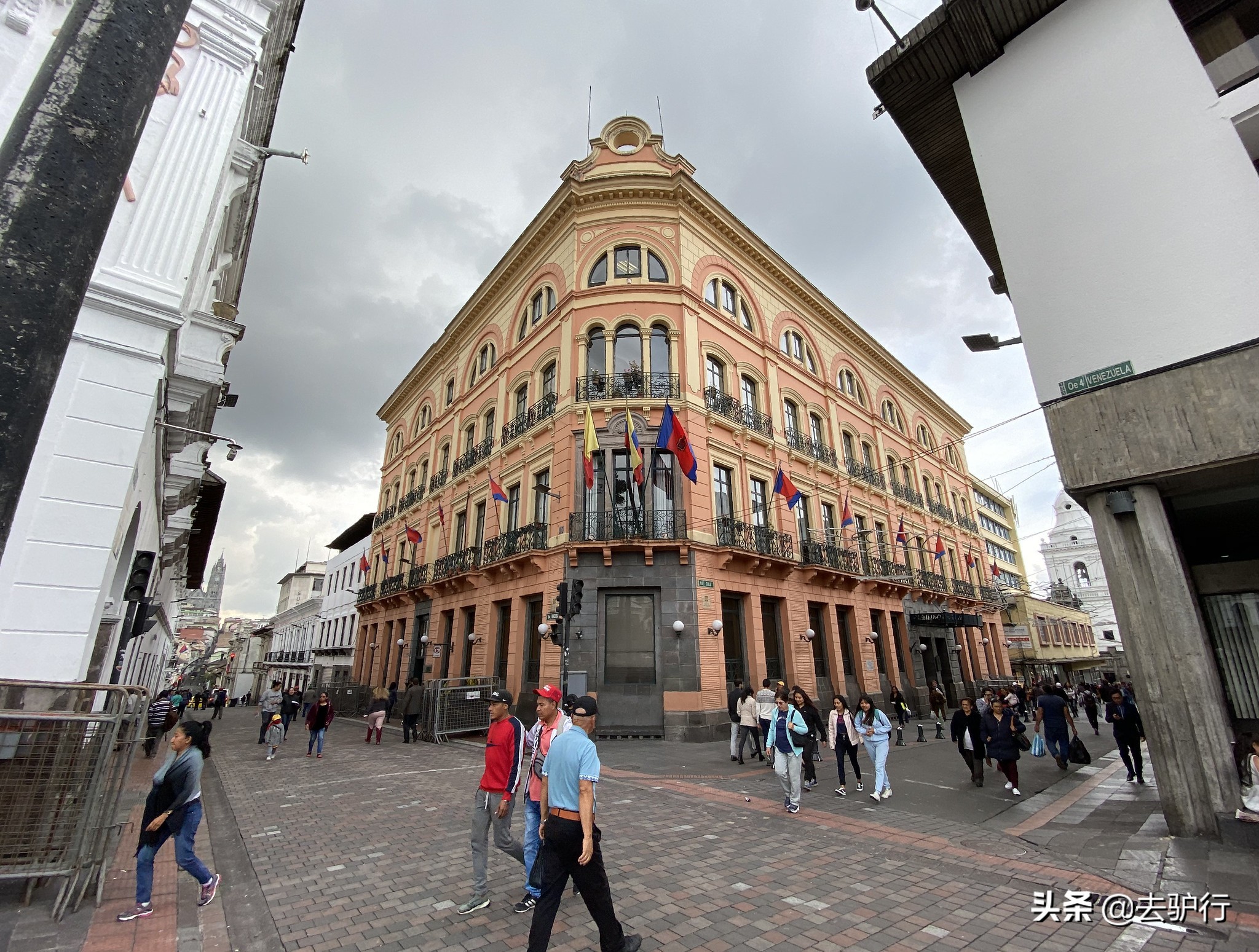 南美这个老朋友,环境宜居,水果红酒便宜,吸引许多欧美游客定居