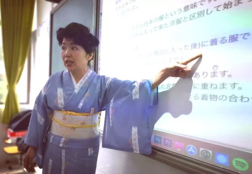 网传一黑人外教行为不端，盯上学生和同事，校方处理结果大快人心