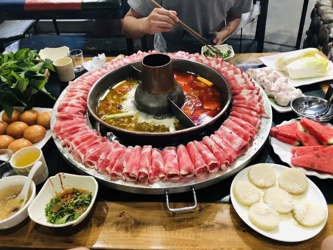 舌尖上的中国菜——浅论全国各地的特色美食